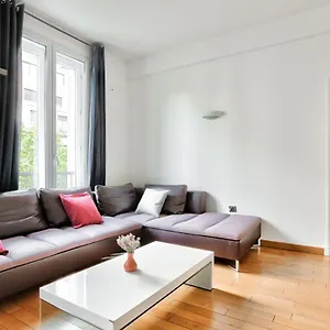  Apartamento Quartier Champs-elysees 4 Free Netflix Francia