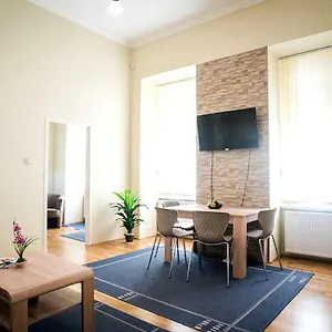  Apartamento Régiposta Street- Center